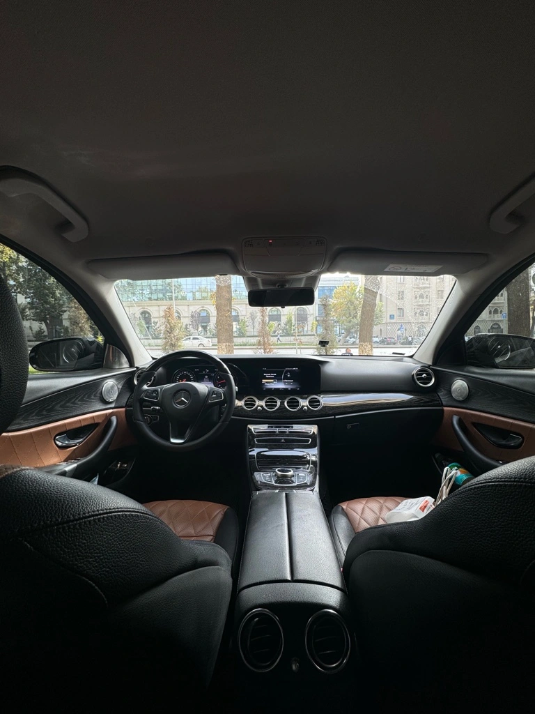 Mercedes-Benz E-Класс
