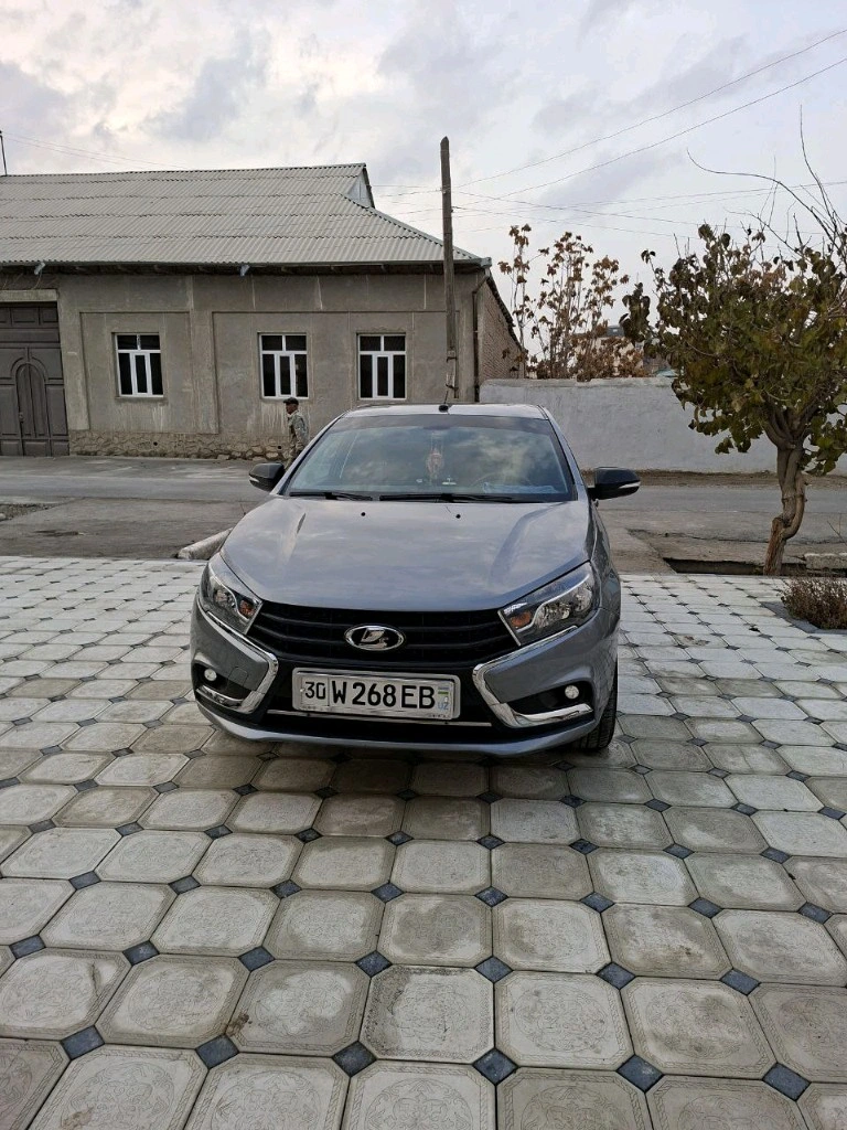 Lada (ВАЗ) Vesta