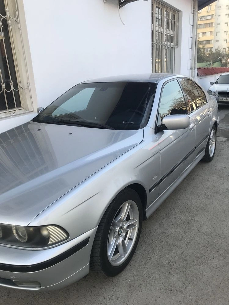 BMW 3200