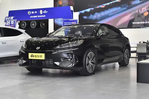 Denza Z9, 2025, Toshkent shahri