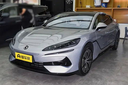 Denza Z9, 2025, Toshkent shahri
