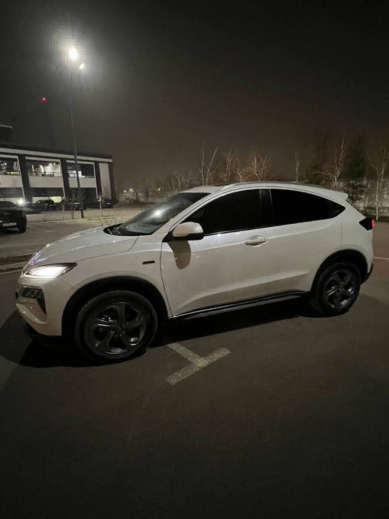 Ciimo (Dongfeng-Honda) M-NV