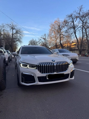 BMW 7 серии, 2017, Toshkent shahri