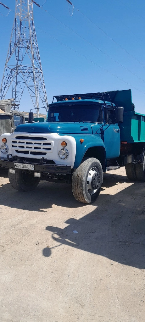 ЗИЛ 4104