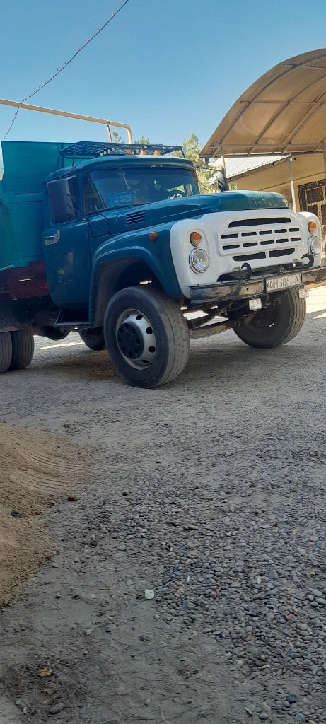 ЗИЛ 4104