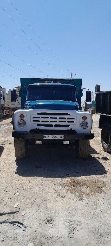 ЗИЛ 4104