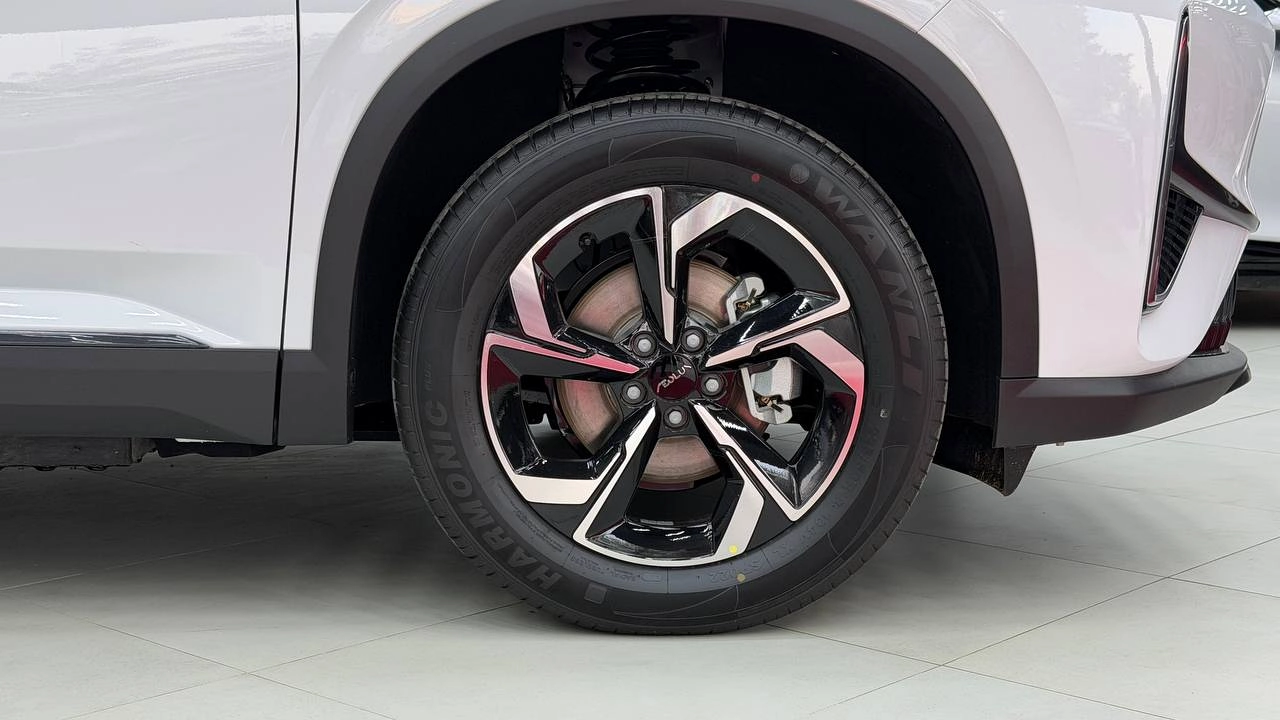 Dongfeng Aeolus E70