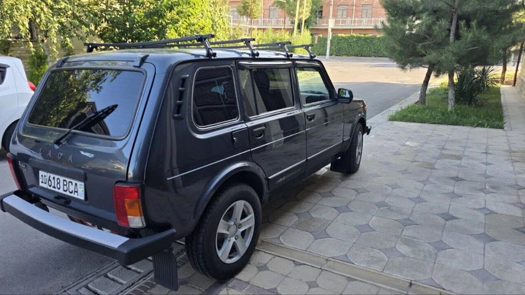 Lada (ВАЗ) Niva Legend