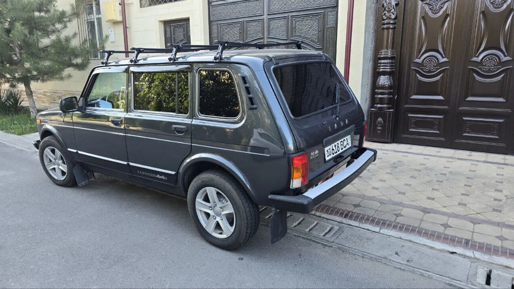 Lada (ВАЗ) Niva Legend