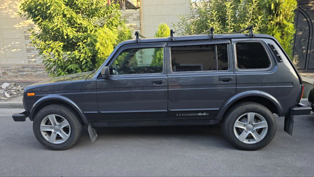 Lada (ВАЗ) Niva Legend