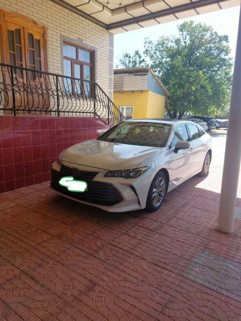 Toyota Avalon