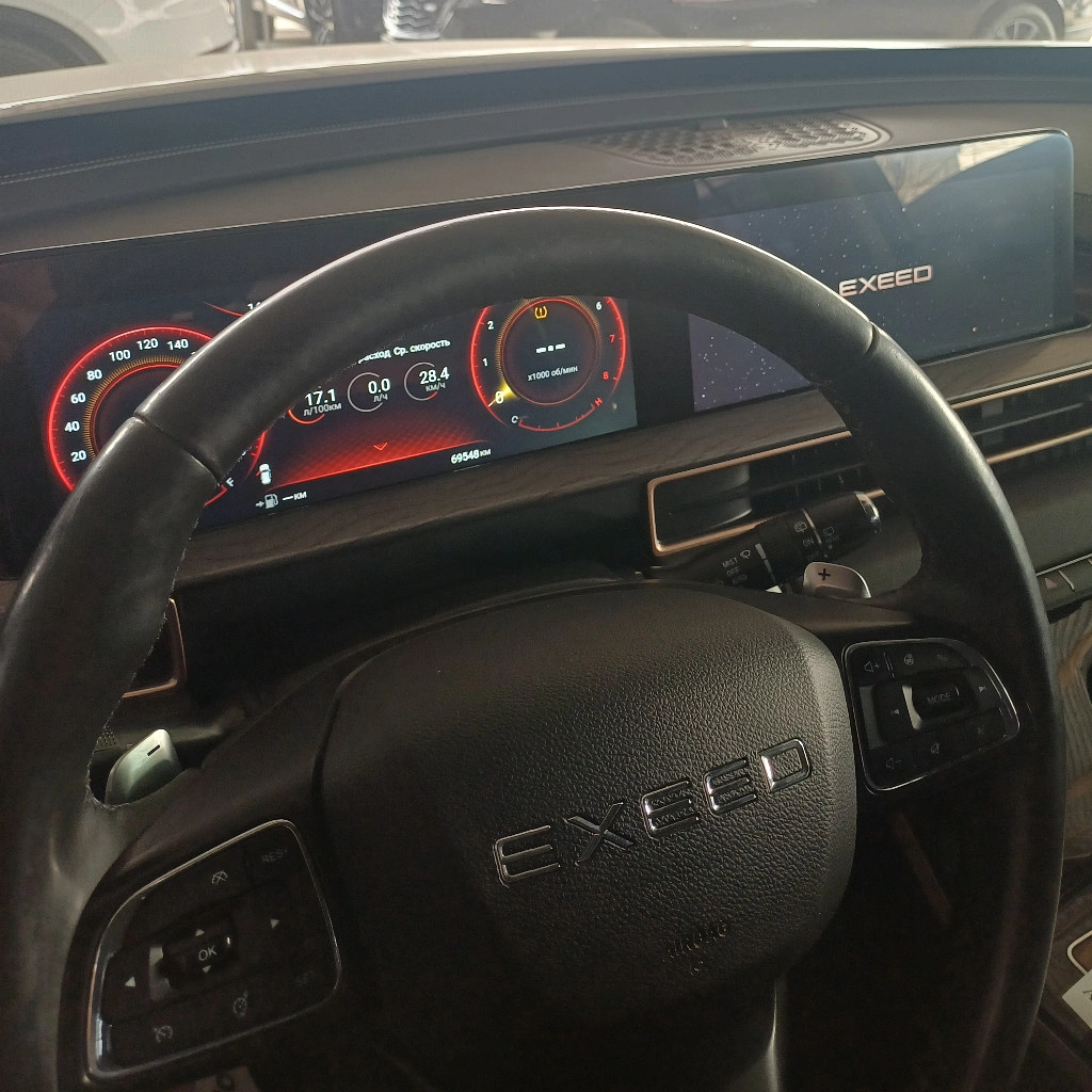 EXEED LX