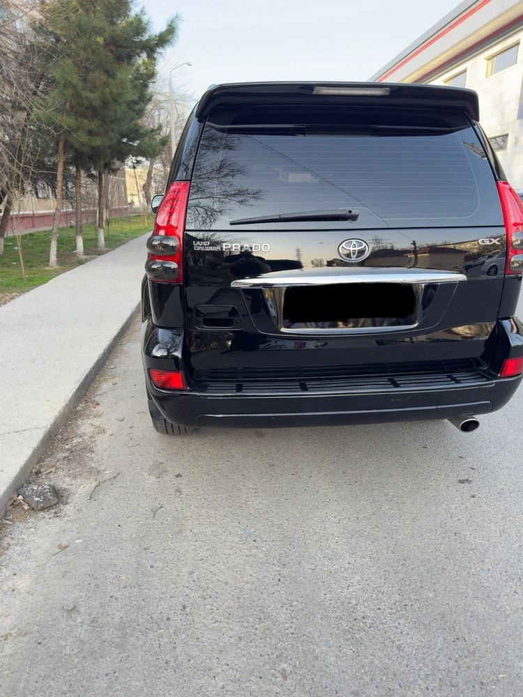 Toyota Land Cruiser Prado