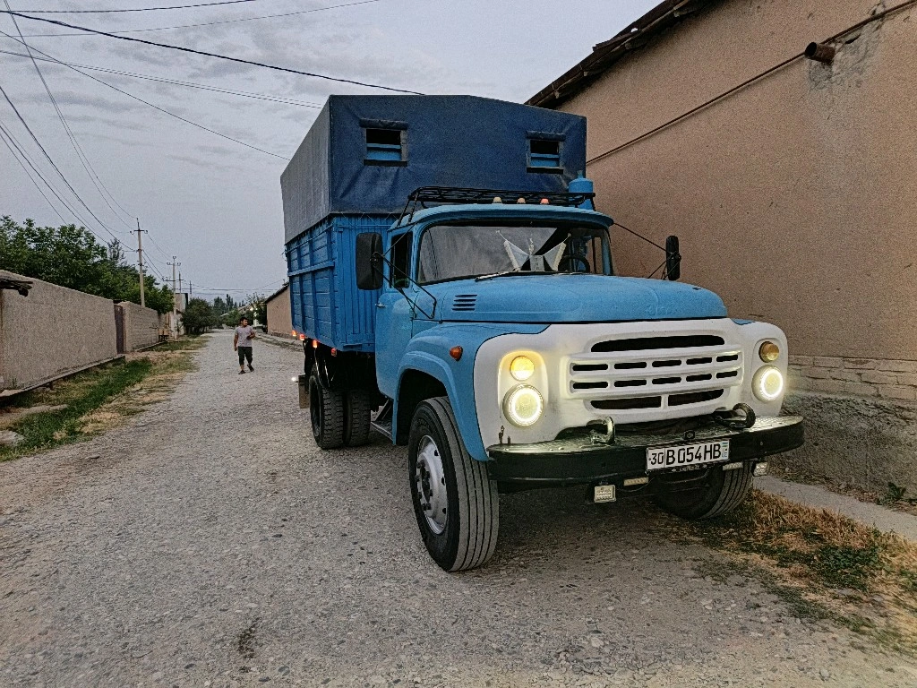 ЗИЛ 4104