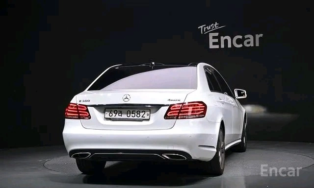 Mercedes-Benz E-Класс