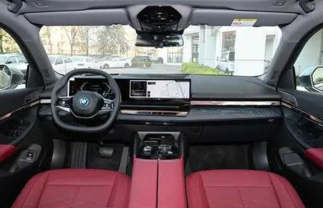 BMW i5