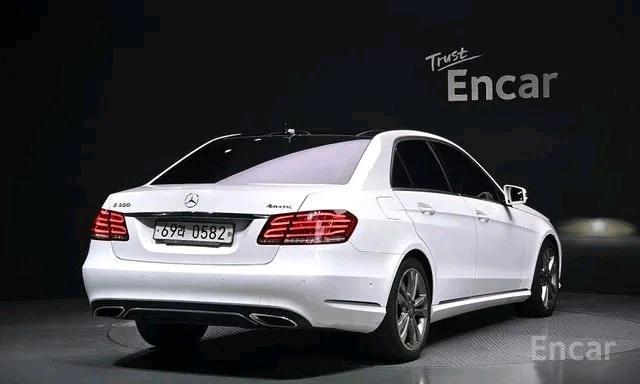 Mercedes-Benz E-Класс