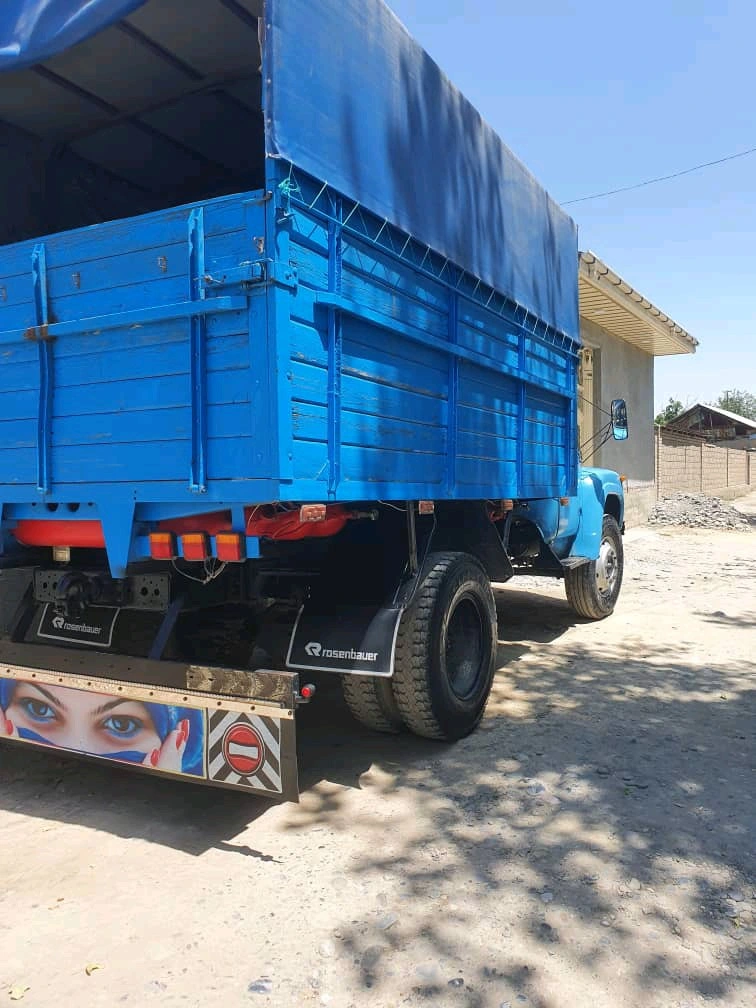 ЗИЛ 4104