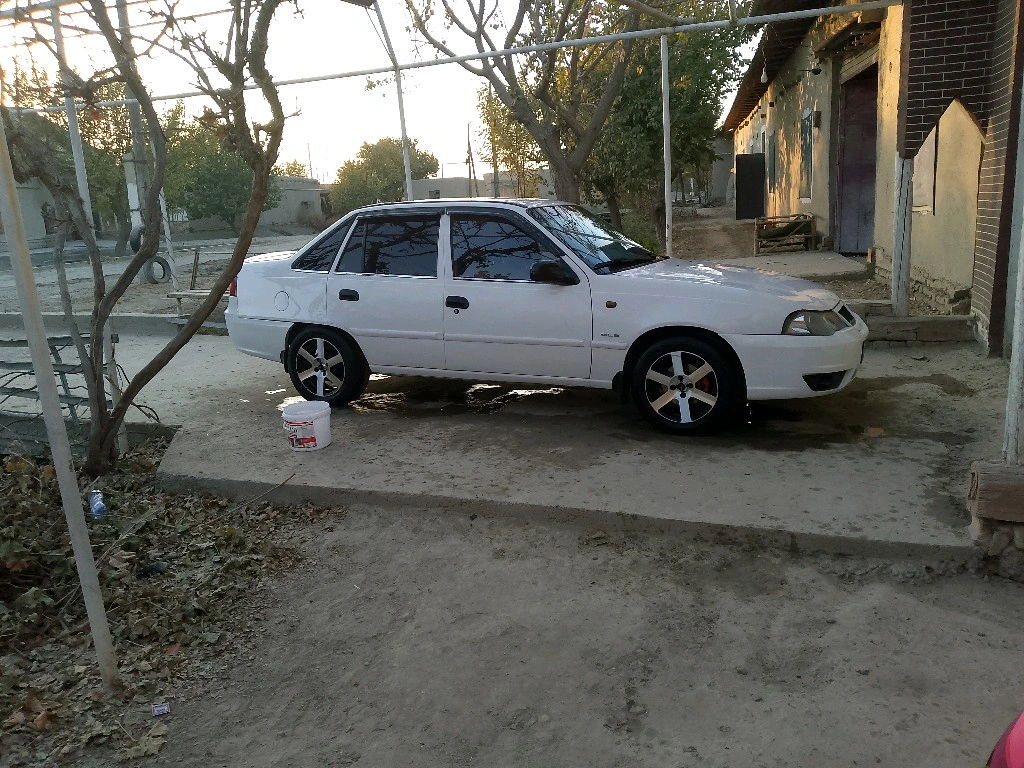Daewoo Nexia