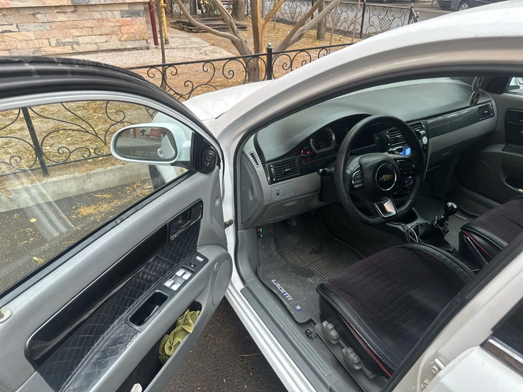 Chevrolet Lacetti