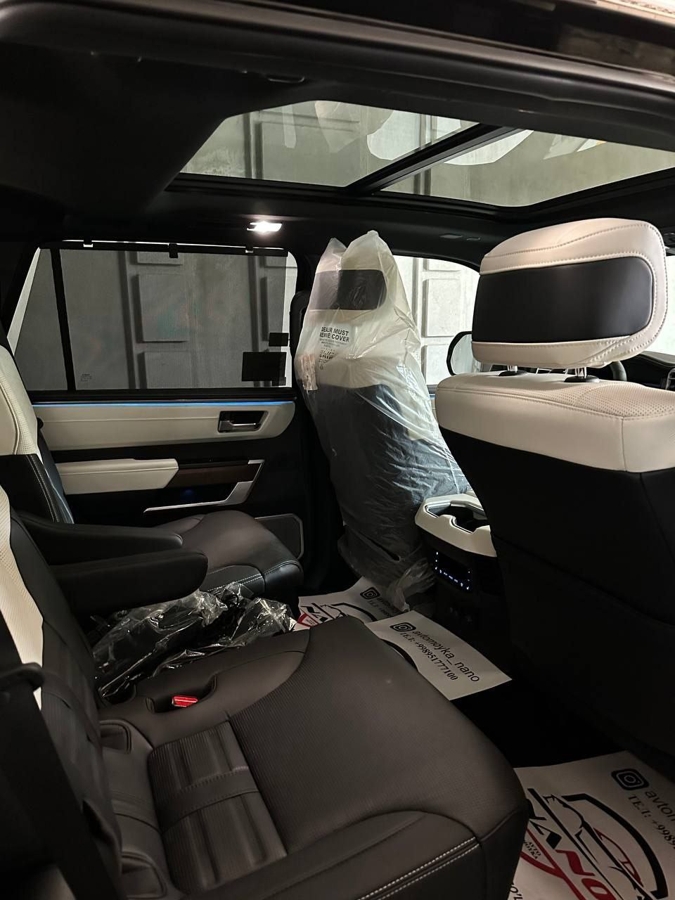 Toyota Sequoia