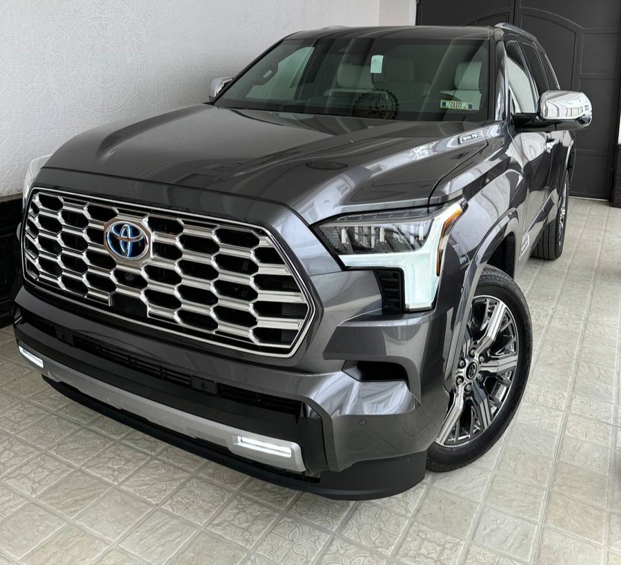 Toyota Sequoia