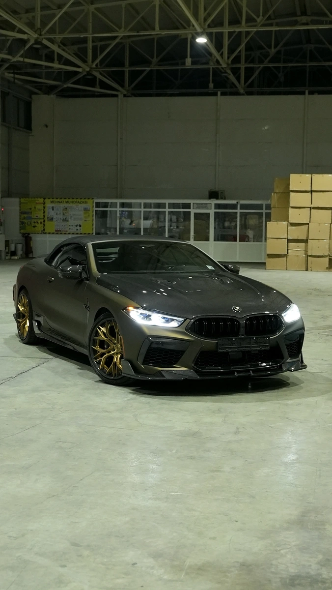 BMW M8