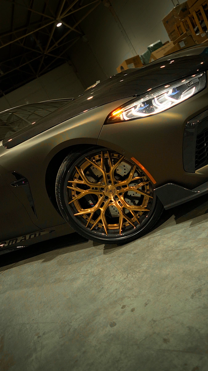 BMW M8