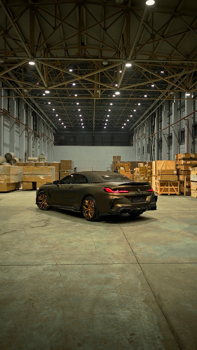 BMW M8