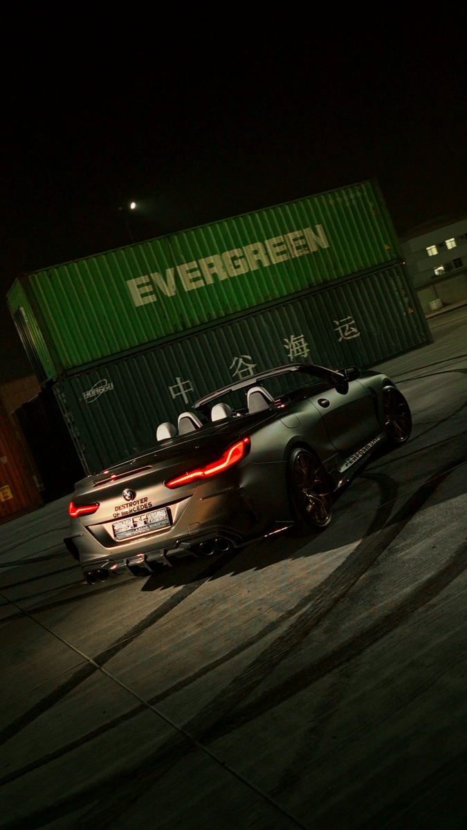 BMW M8