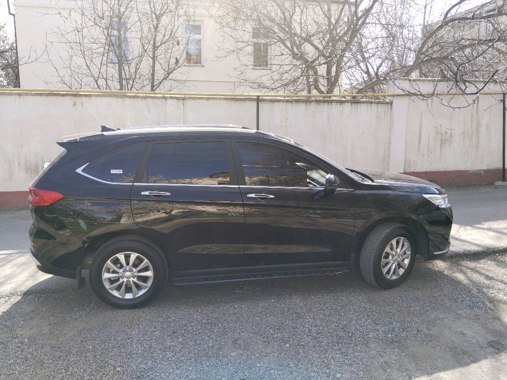 Mashhurlar külotsiz yalangoch, VKda soxta fotosuratlar Mashhurlar külotsiz yalangoch, VKda soxta fotosuratlar