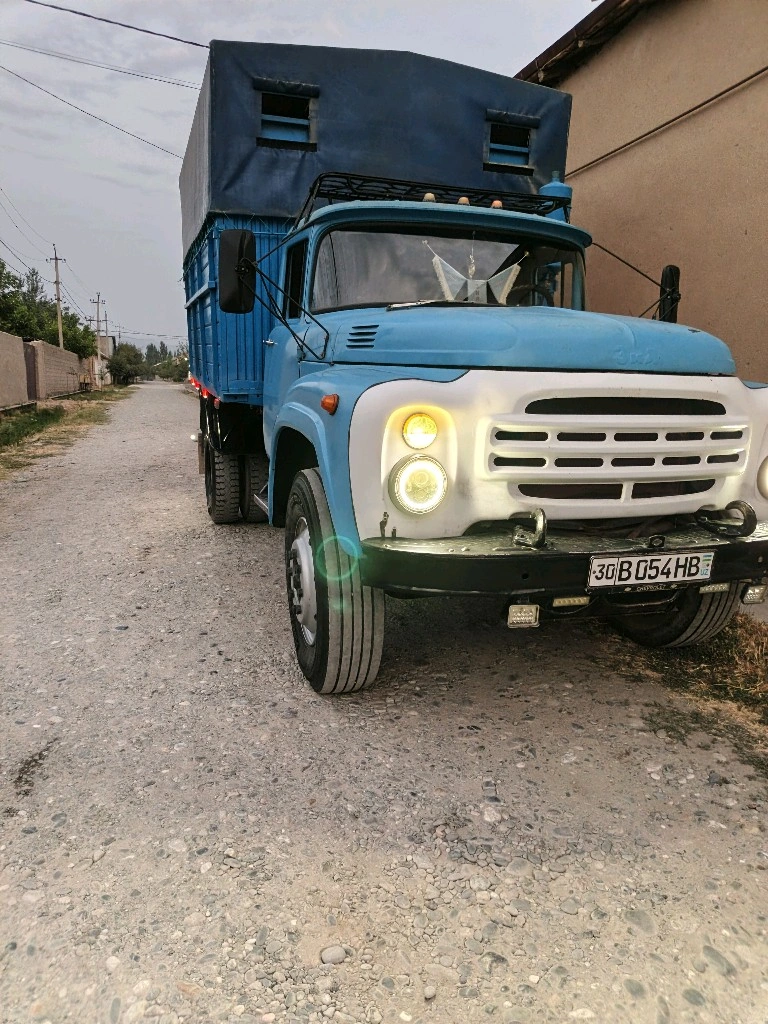 ЗИЛ 4104