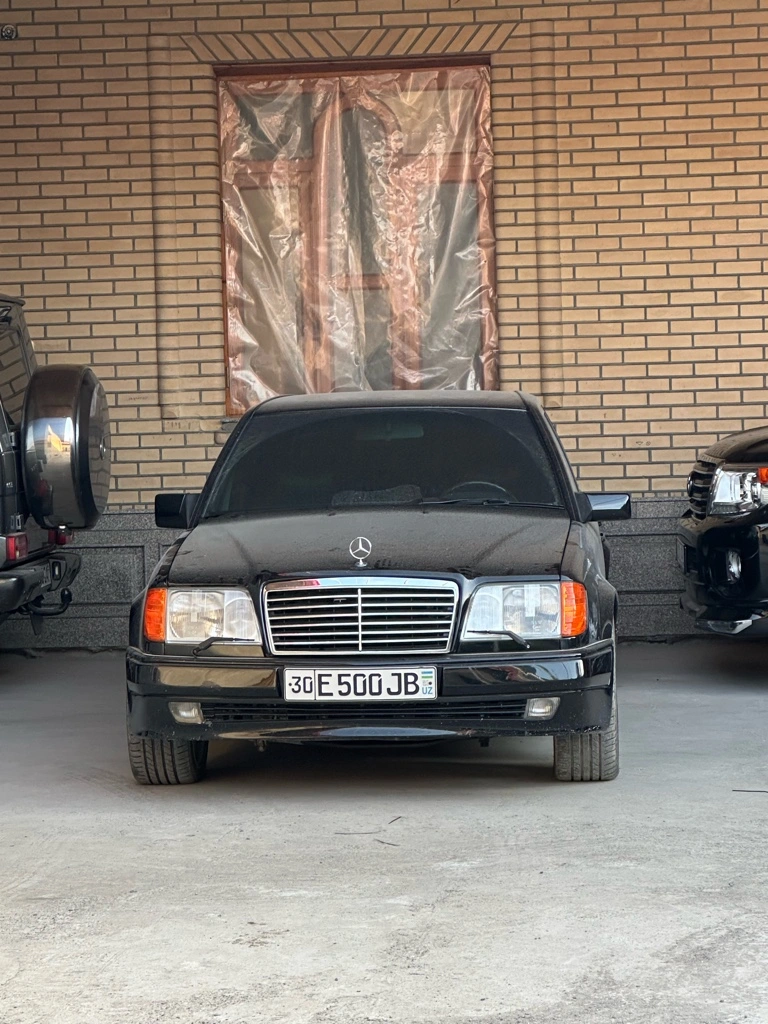 Mercedes-Benz E-Класс