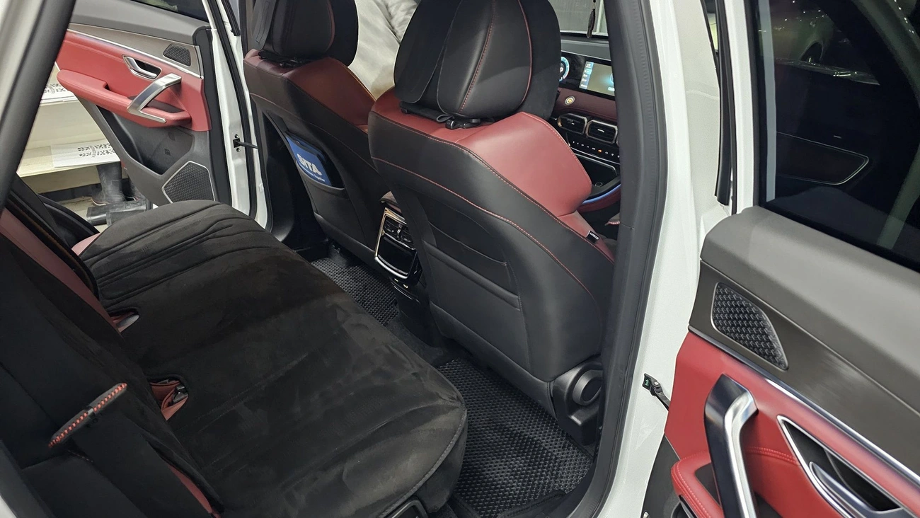 Jetour X70 PLUS