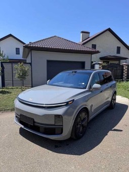 LiXiang L9, 2025, Toshkent shahri