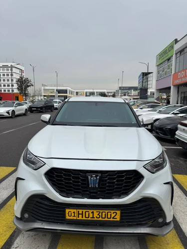 Toyota Highlander, 2023, Toshkent