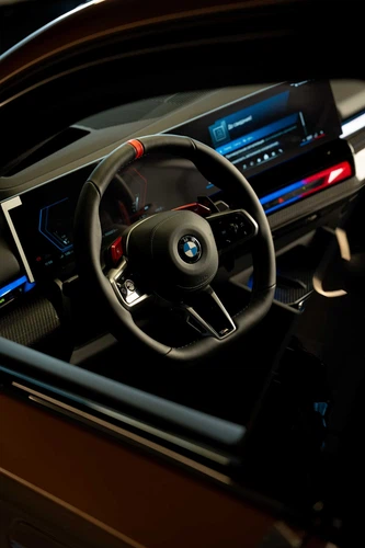 BMW M5 G90