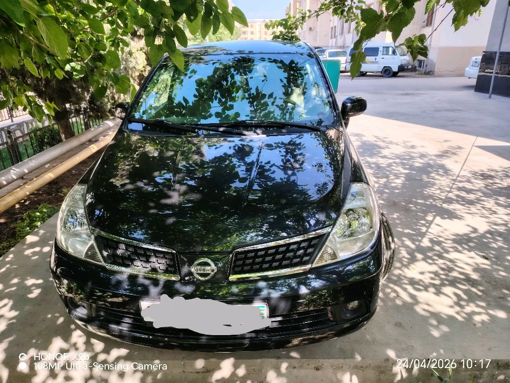 Nissan Tiida