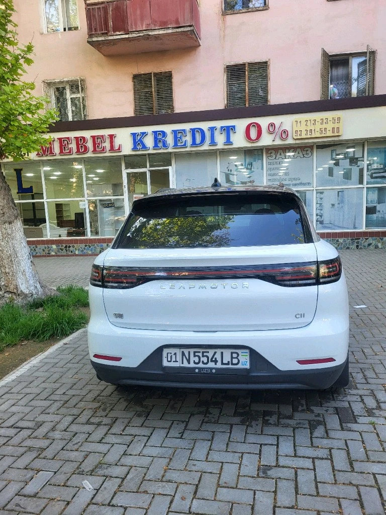 Leapmotor C11