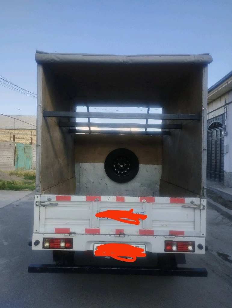 Changan T3