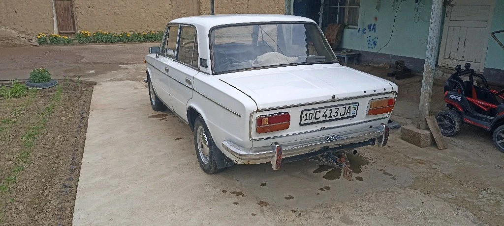 Lada (ВАЗ) 2103
