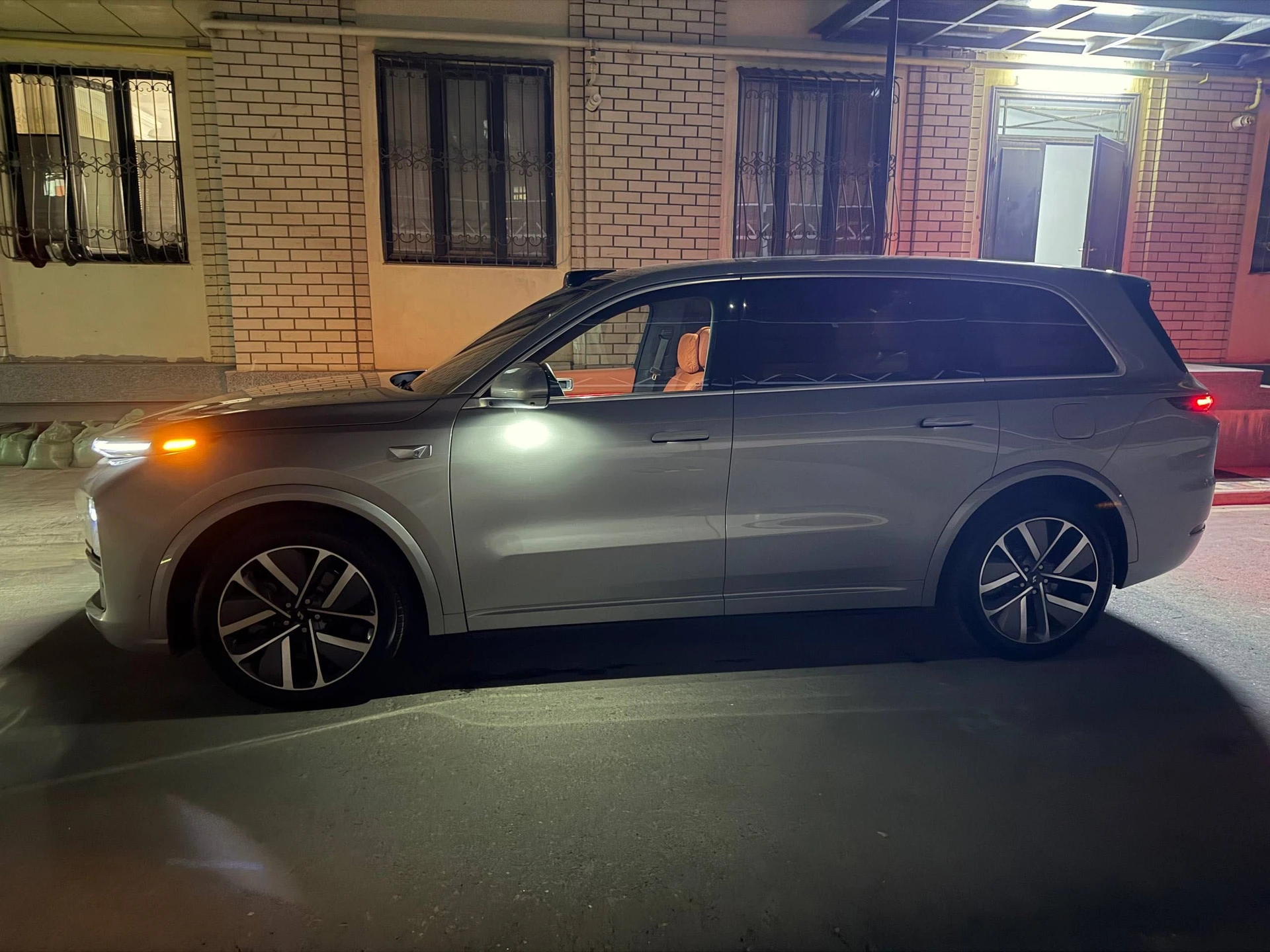 LiXiang L9
