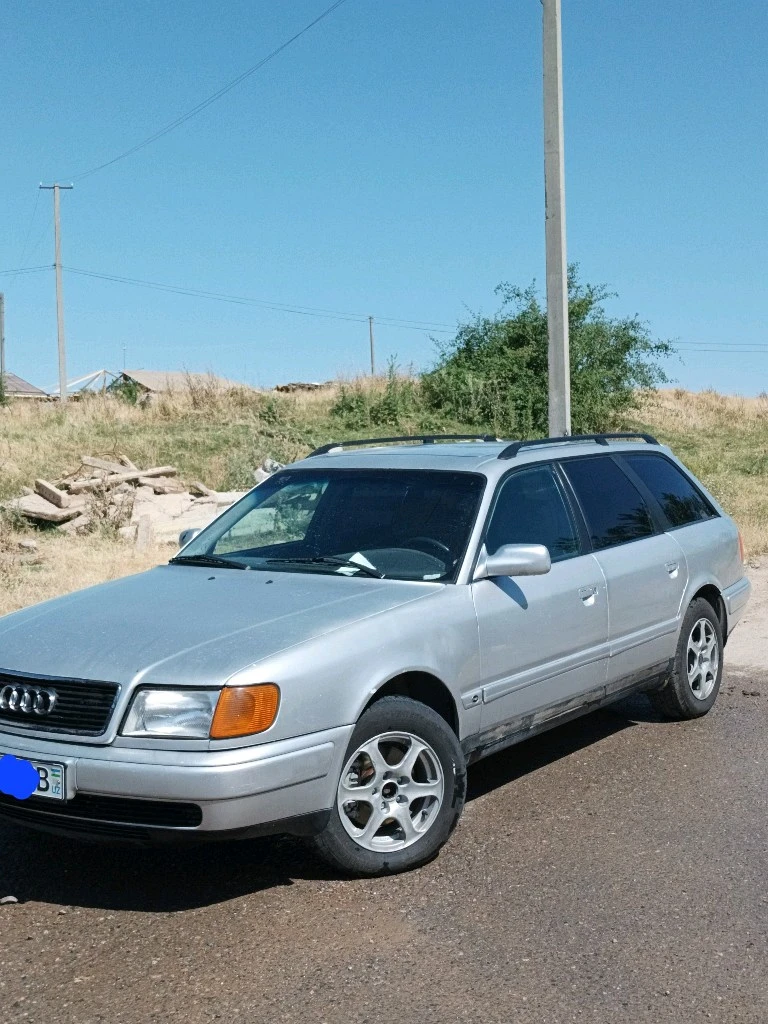 Audi 100