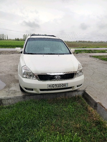 Kia Carnival, 2010, Самаркандская область