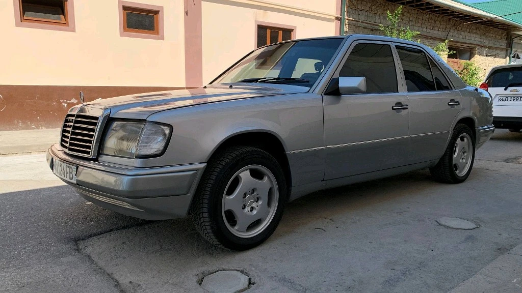 Mercedes-Benz E-Класс