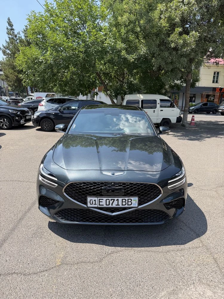 Genesis G70