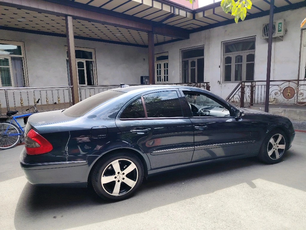 Mercedes-Benz E-Класс