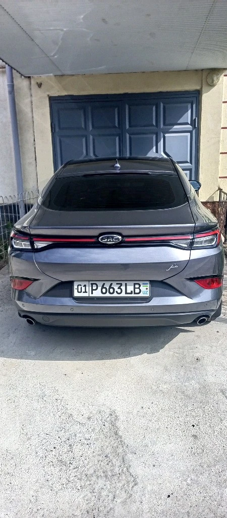 JAC J7