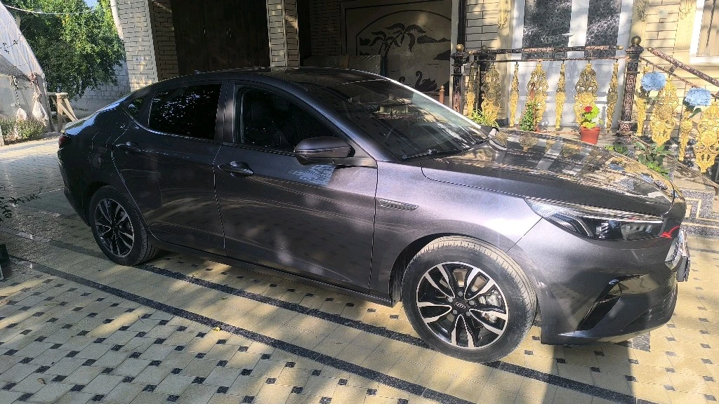 JAC J7