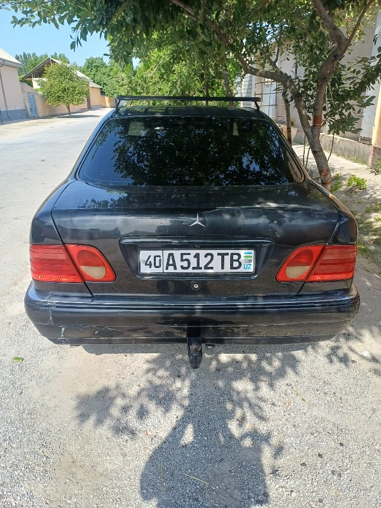 Mercedes-Benz E-Класс